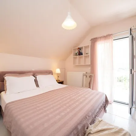 شقة Christina's Place *