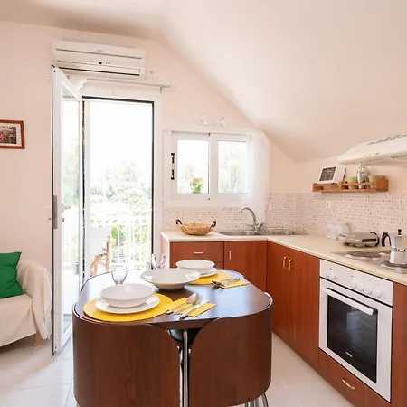 شقة Christina's Place *