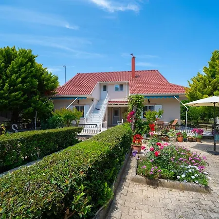 Christina's Place * Σάμη