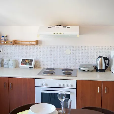 Christina's Place شقة