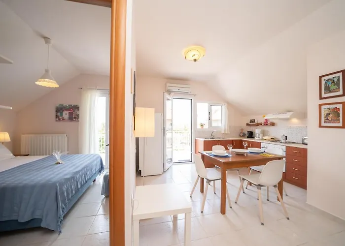 Διαμέρισμα Christina's Place *